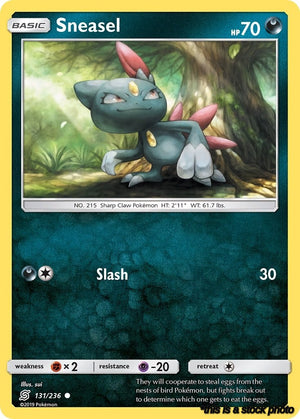 Reverse Holofoil Sneasel [131/236 Lightly Played ]