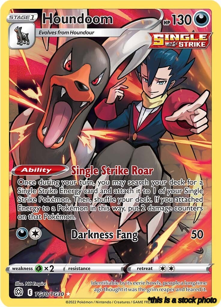 TG10/TG30 Houndoom Ultra Rare Holofoil