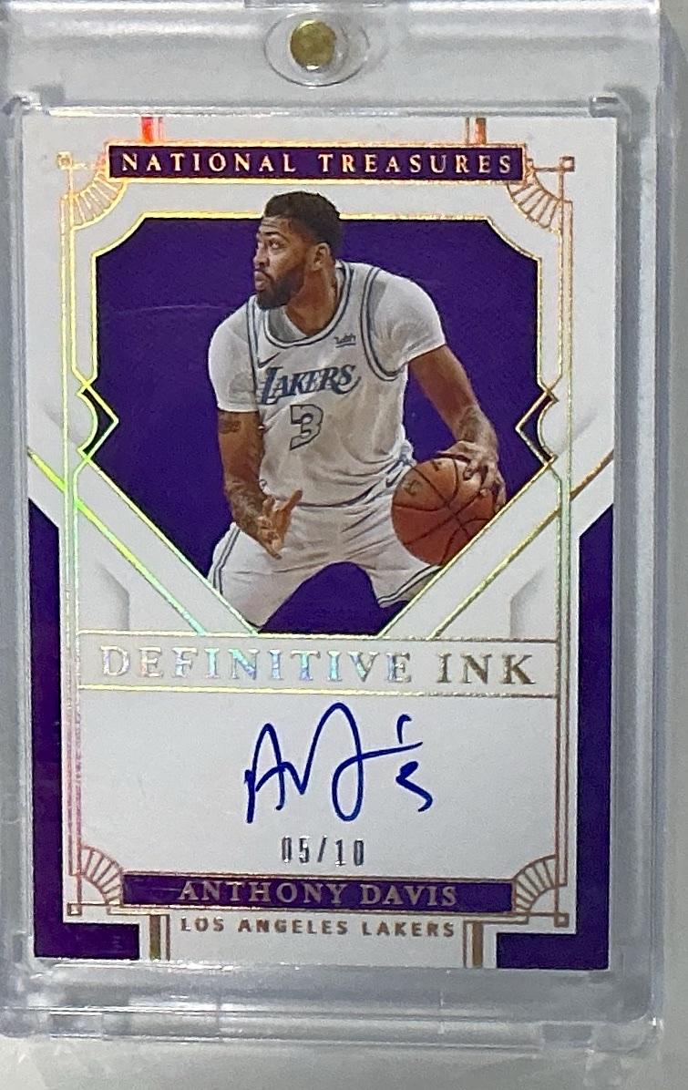 2020-21 Panini National Treasures #DI-ADV Anthony Davis Definitive Ink Gold #/10
