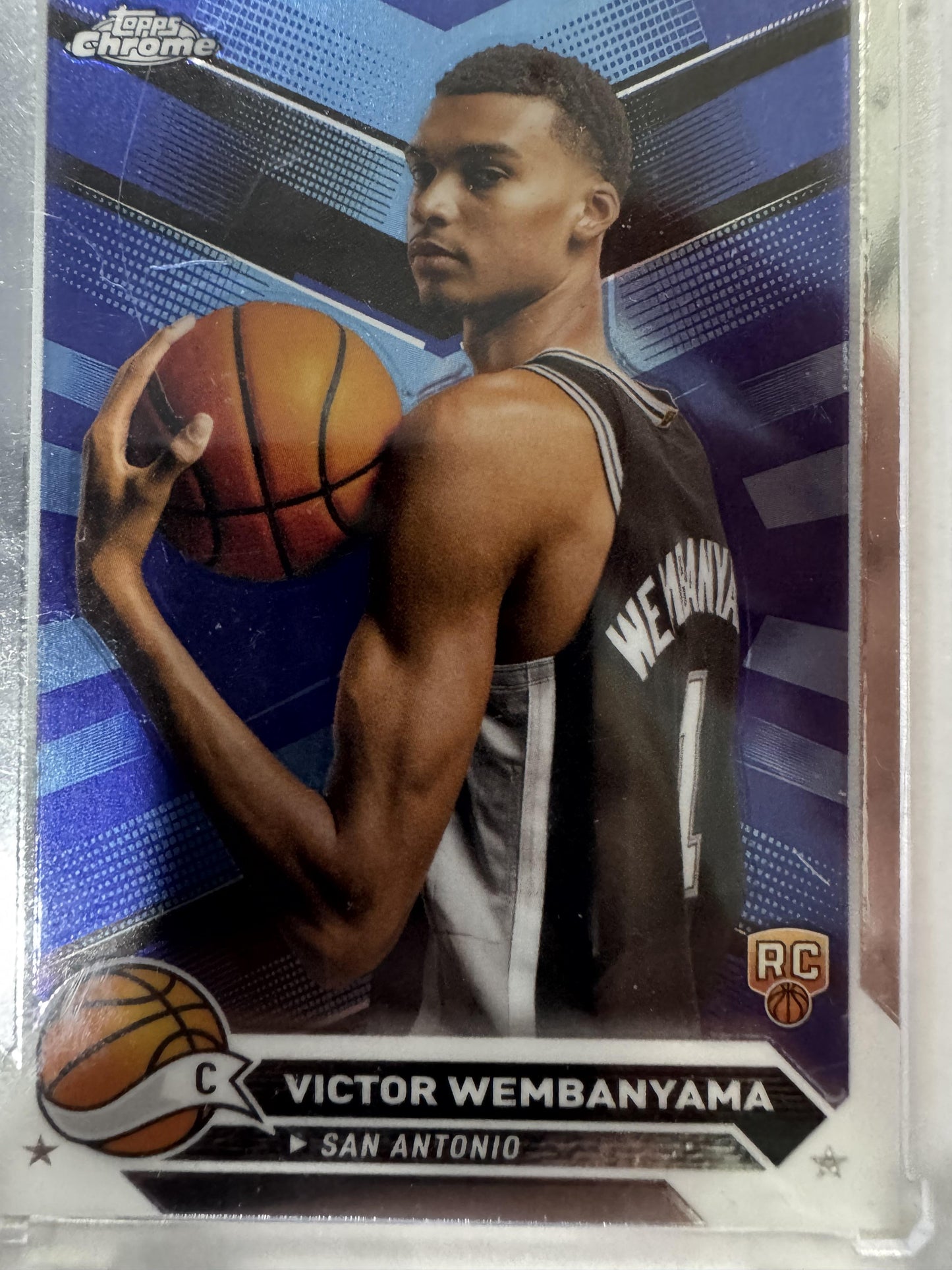 2023-24 Topps Chrome #1 Victor Wembanyama Prism Refractors